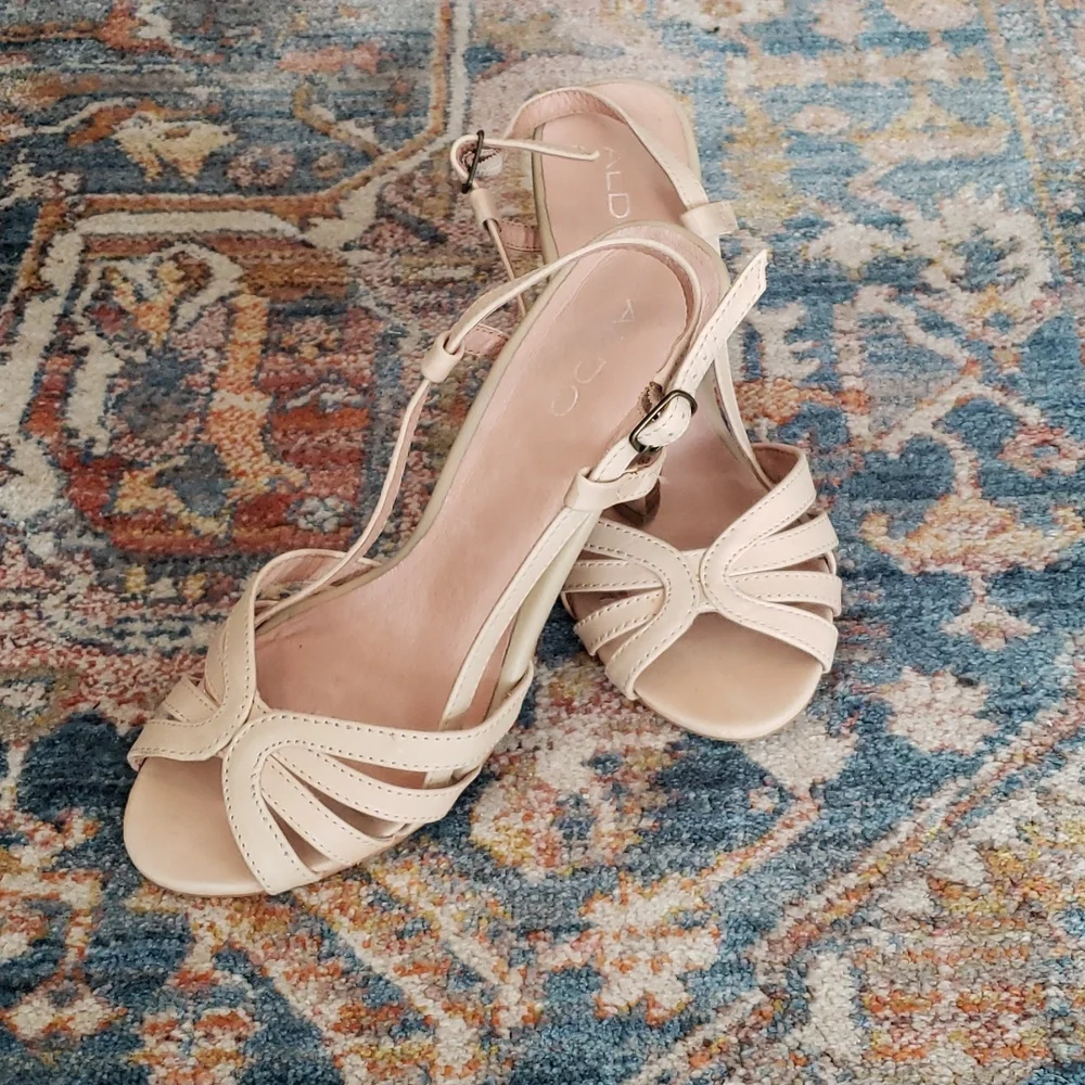 Aldo light cream beige scrappy heel sz 38 EUC - Picture 1 of 8